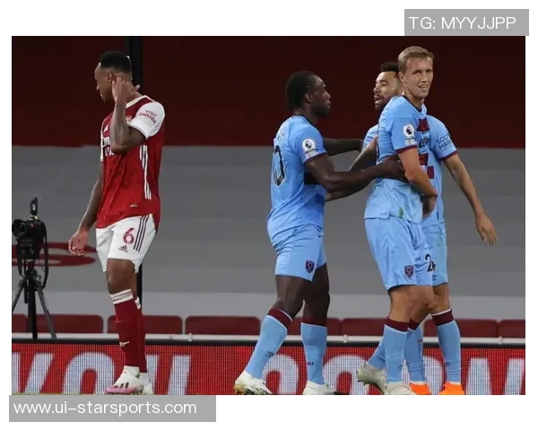 法丙精彩瞬间35米远射破门球员展现绝佳技术与力量